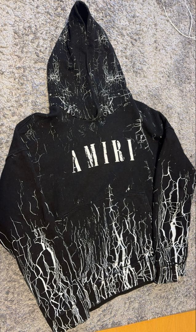 アミリ　　パーカー