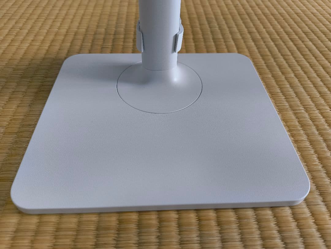 MSI ホワイトディスプレイ HDMI USB-C