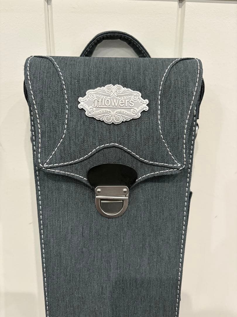 J FLOWERS キューケース グレー