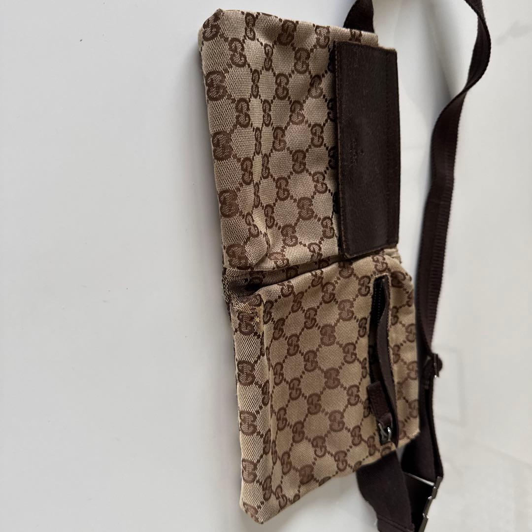 GUCCIパターン ボディバッグ