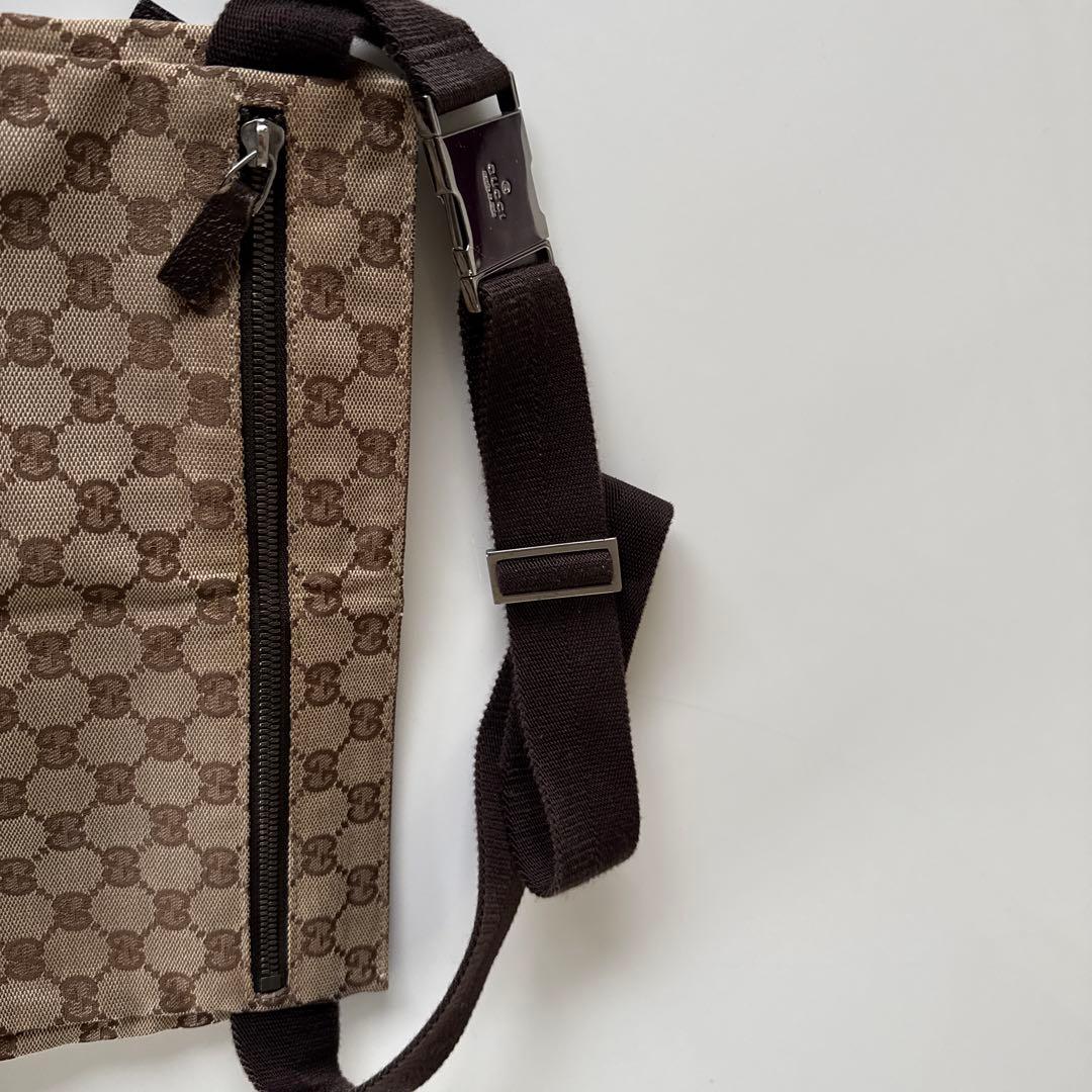 GUCCIパターン ボディバッグ