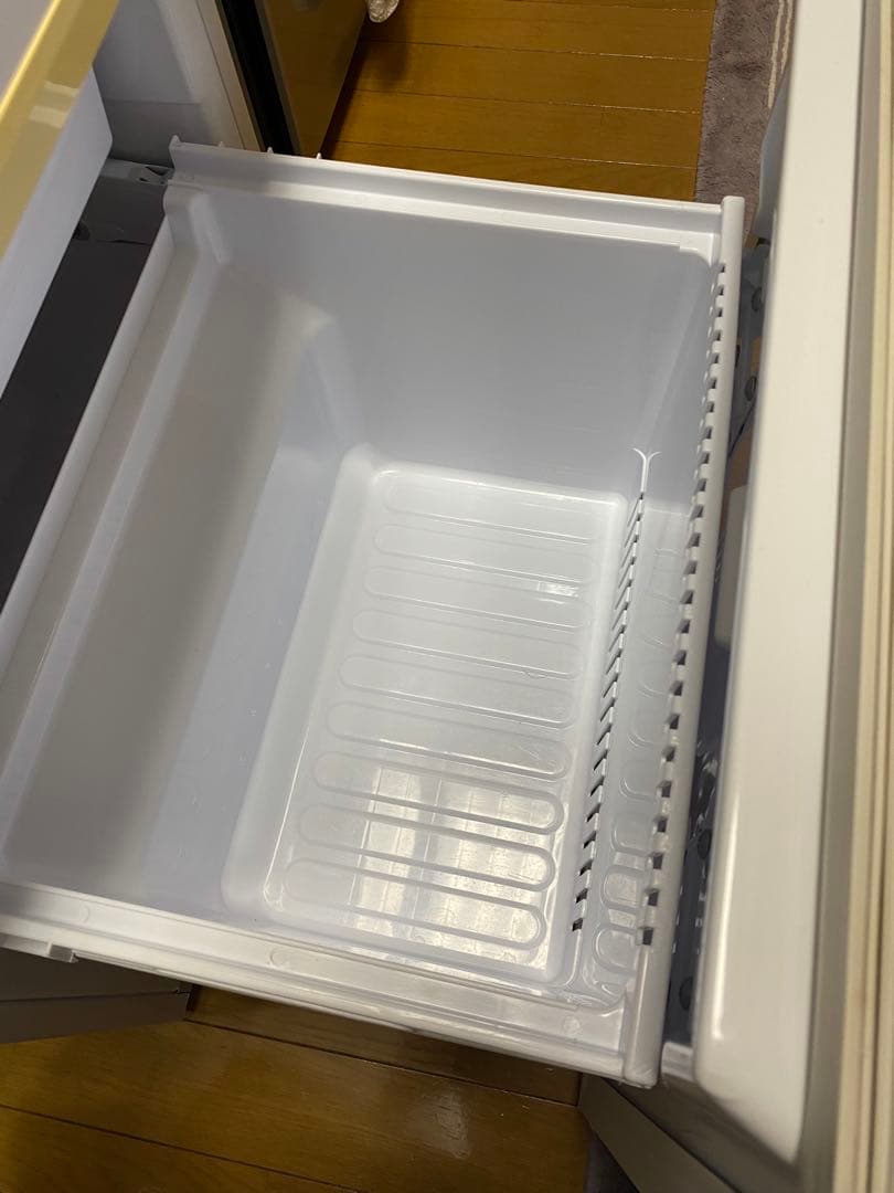 SHARP 2ドア冷蔵庫 ホワイト