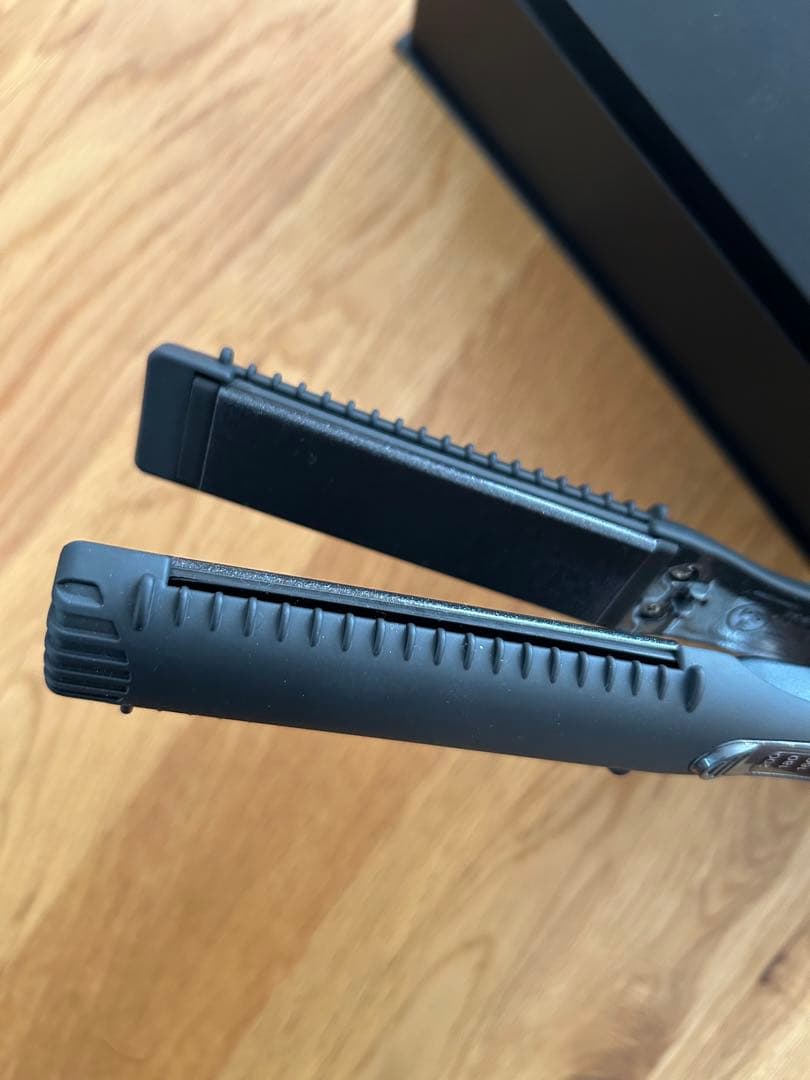 MAGNET Hair Pro ストレートヘアアイロン ブラック