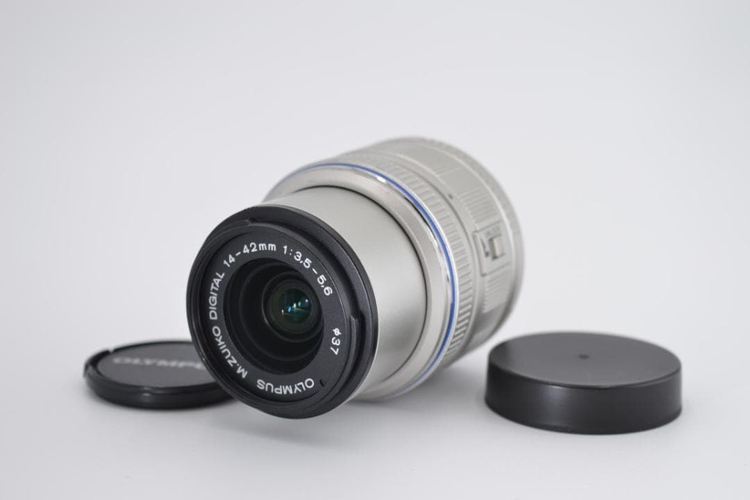 オリンパス　OLYMPUS E-PL1s レンズキット スマホ転送キット付