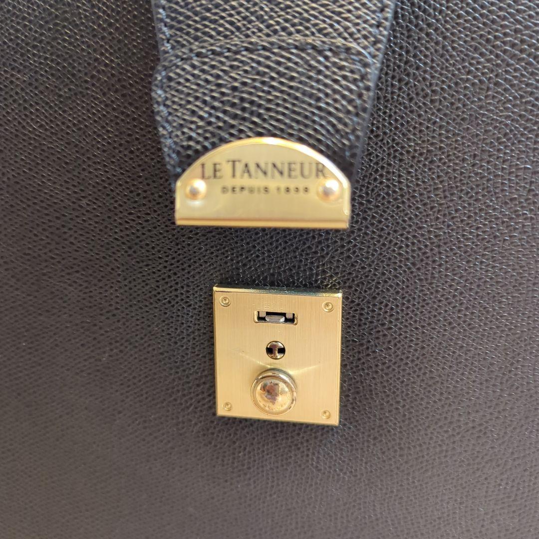 LE TANNEUR ルタヌア ダレスバッグ ブリーフケース シボ革　鍵付
