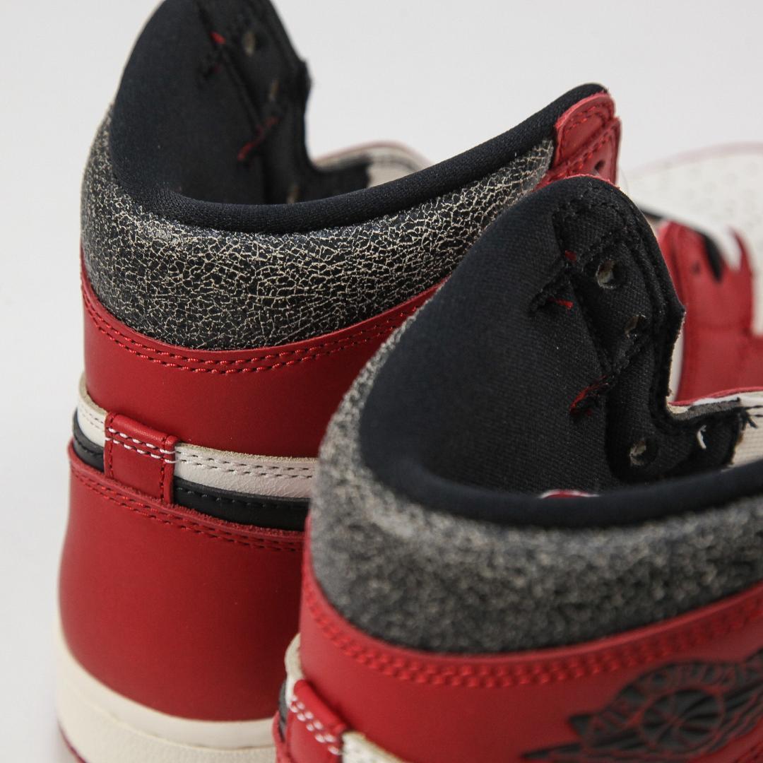 新品 NIKE AIR JORDAN 1 OG シカゴ DZ5485-612