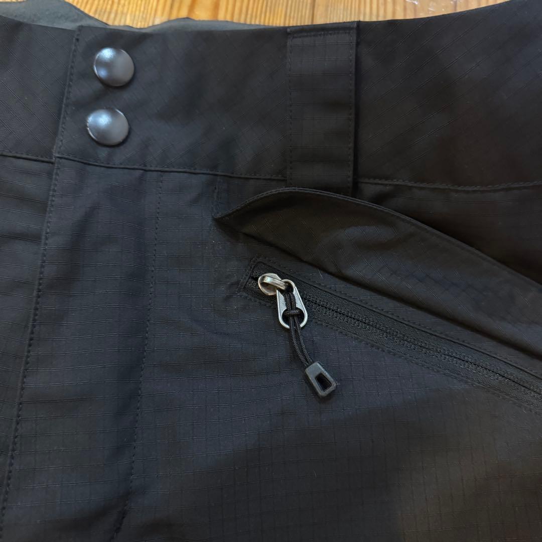 【極美品】 パタゴニア スノーボードパンツ 完全防水 ゴアテックス h2no M