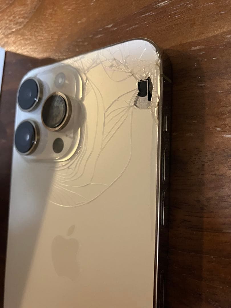 iPhone14 Pro Max 256GB SIMフリー　背面割れあり