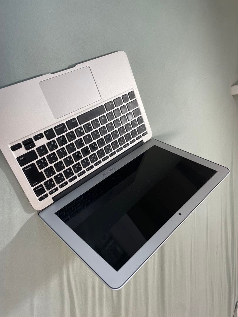 Apple MacBook Air シルバー Core i5 4GB 11インチ
