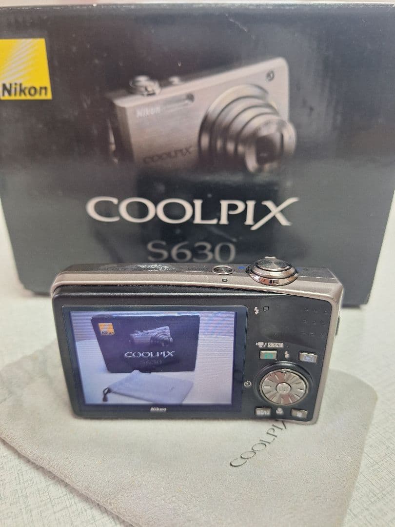 Nikon COOLPIX S630 デジタルカメラ