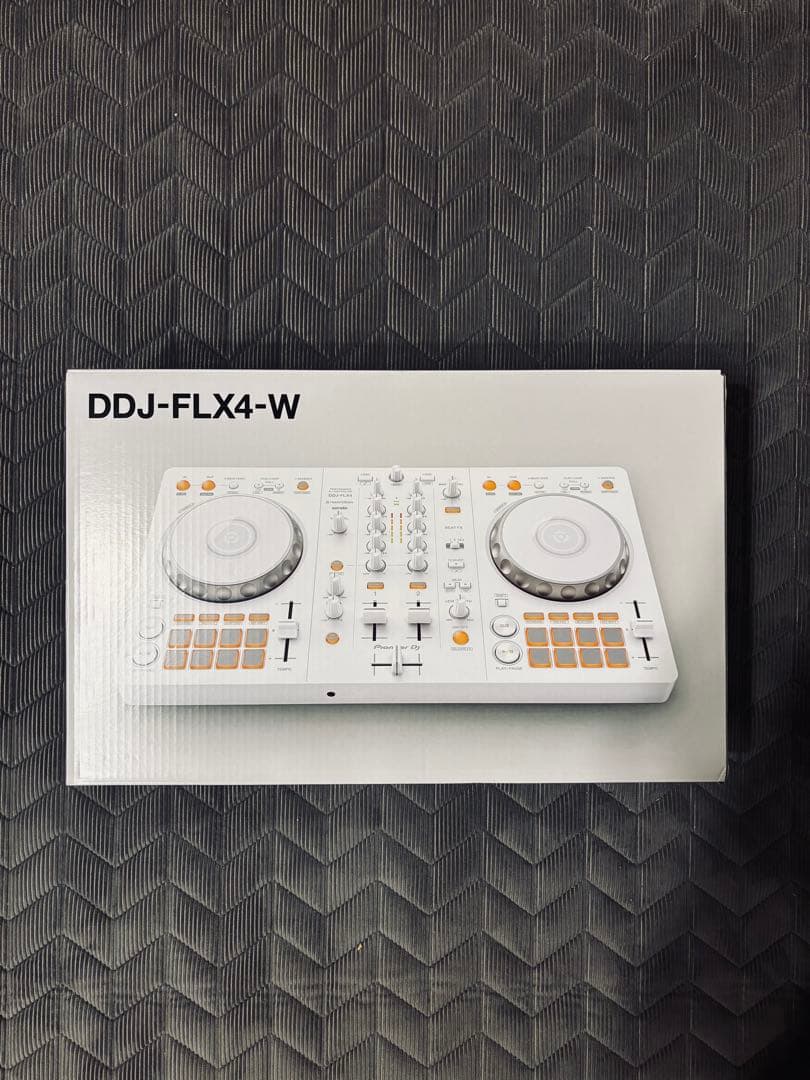 Pioneer DDJ-FLX4-W スピーカー＆ヘッドホン付き