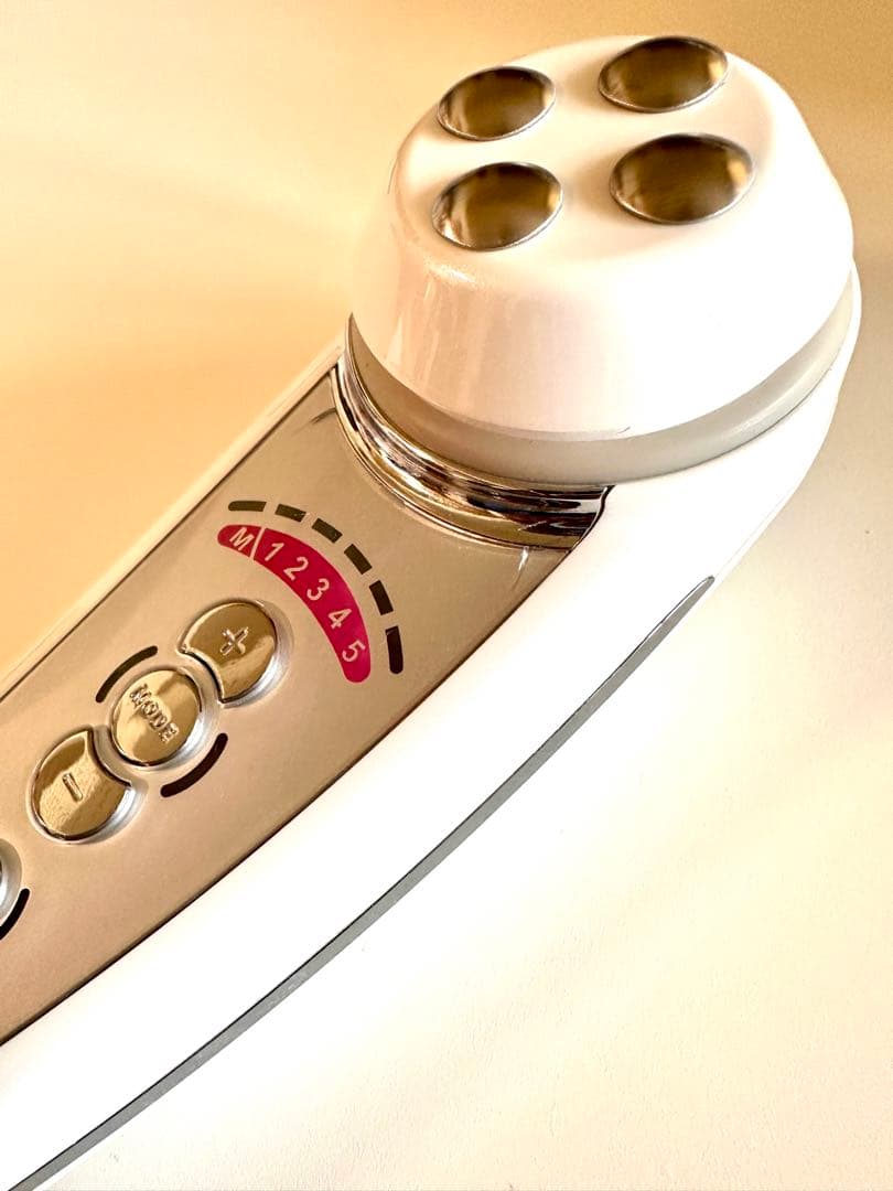 BELEGA セルキュア美顔器