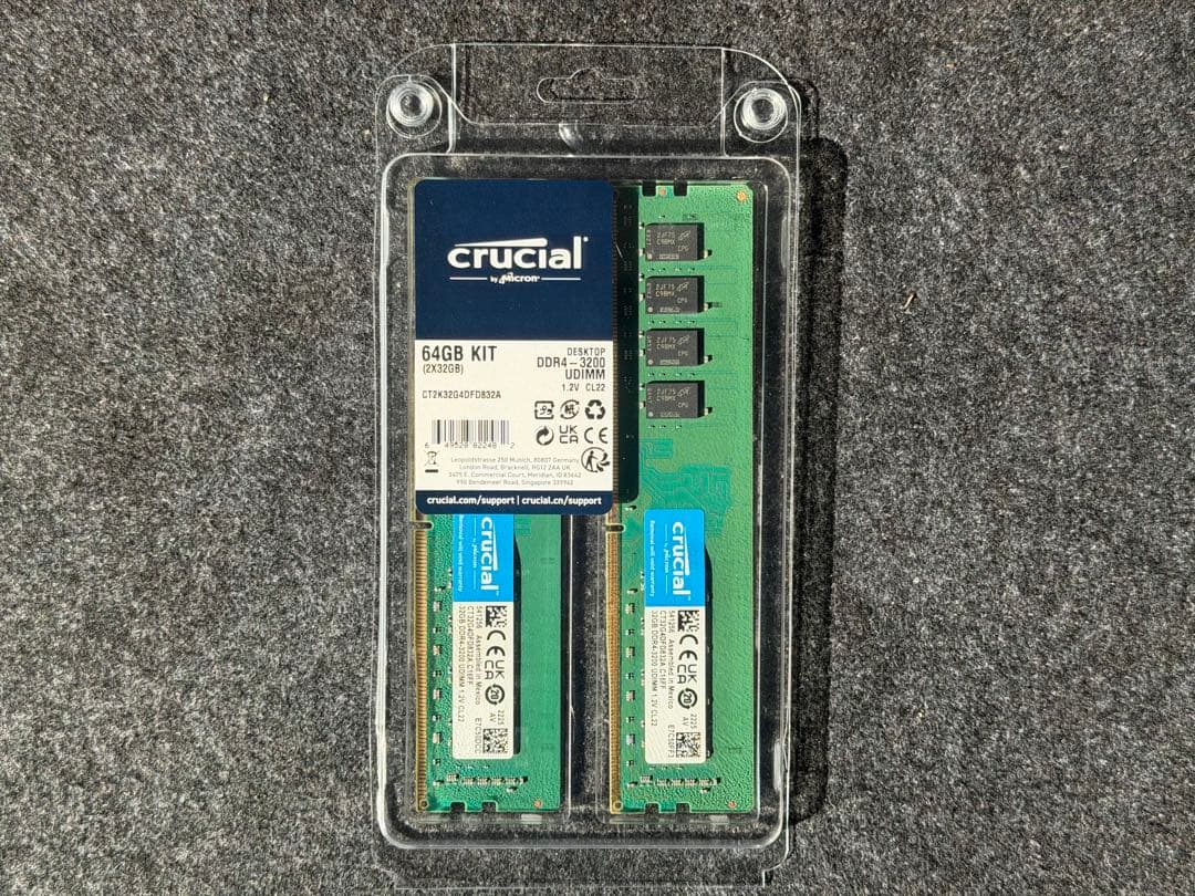 （リユース品）CT2K32G4DFD832A 64GB 32GB×2枚組