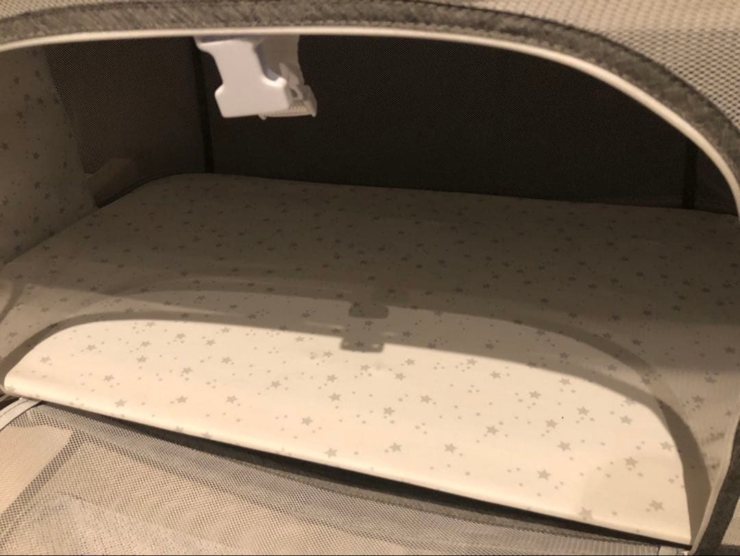 ベビーベッド 添い寝可能、キャスター付き