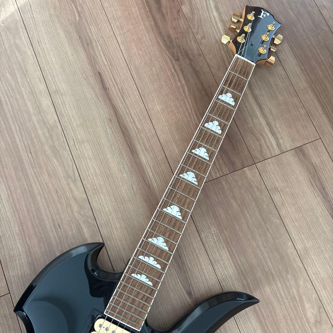 岡山市内引き渡し フェルナンデスギターhideモデルMG-70X モッキンバード