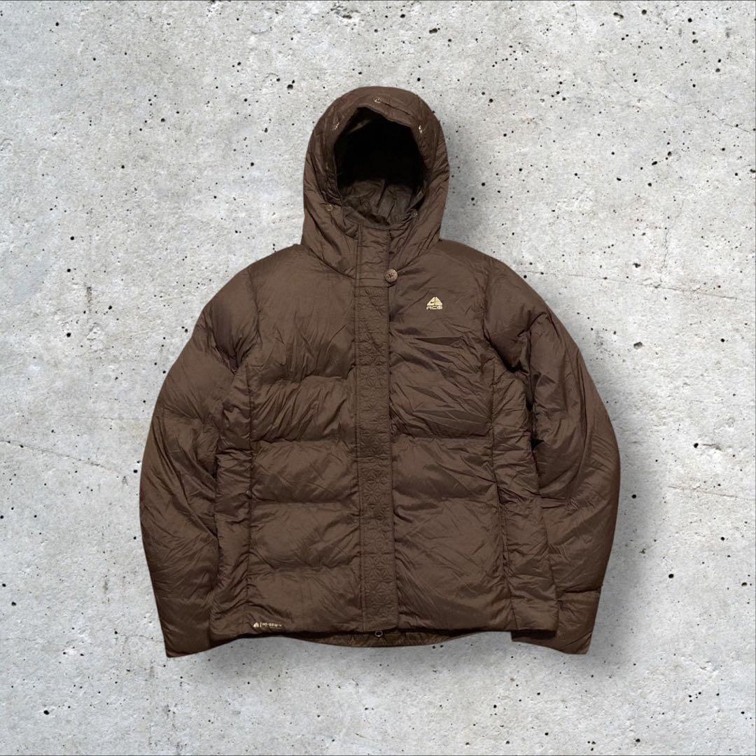 〈NIKE ACG〉ダウンジャケット　茶色　XL 刺繍デザイン希少カラー
