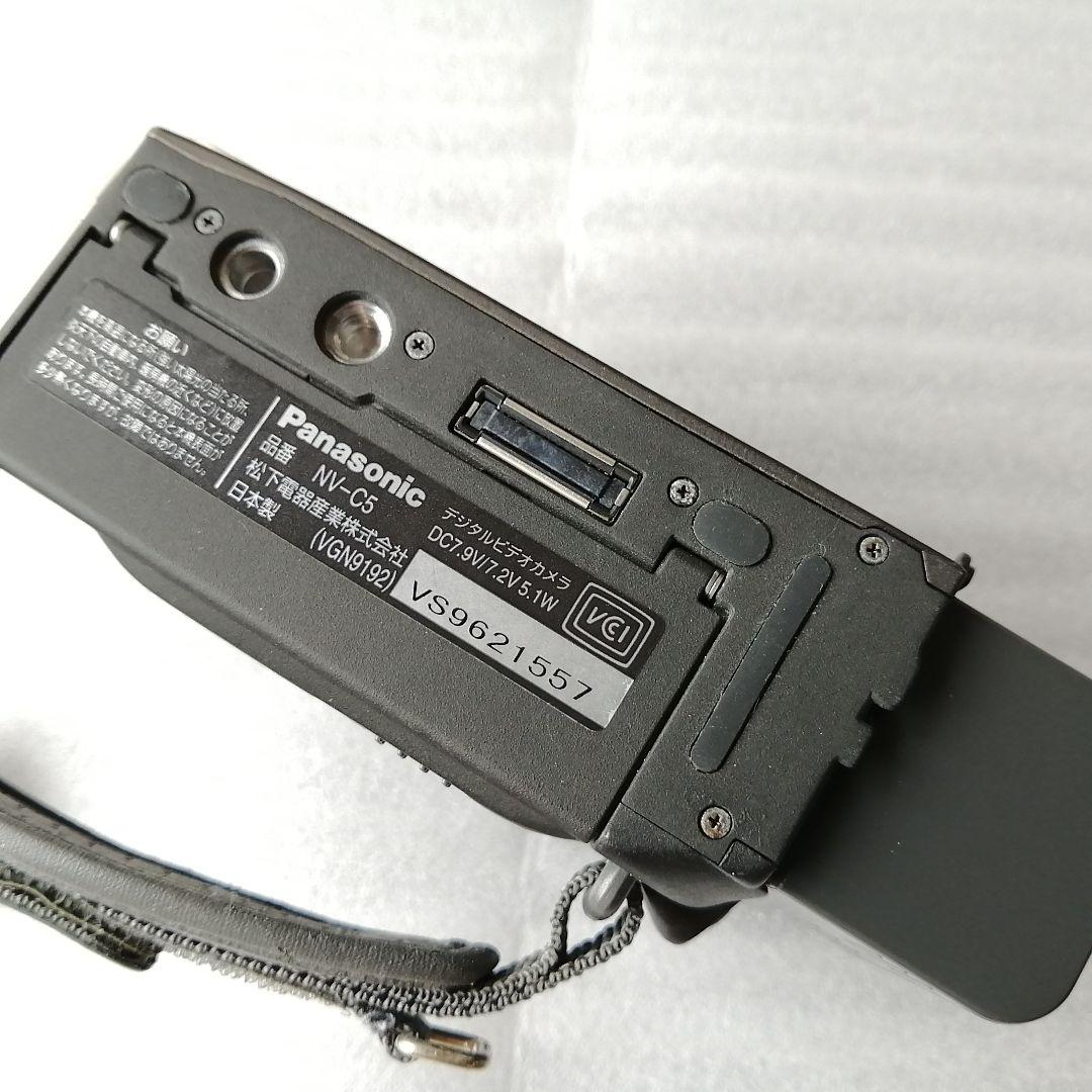 【Panasonic】ビデオカメラ NV-C5本体セット＆アクセサリーキット