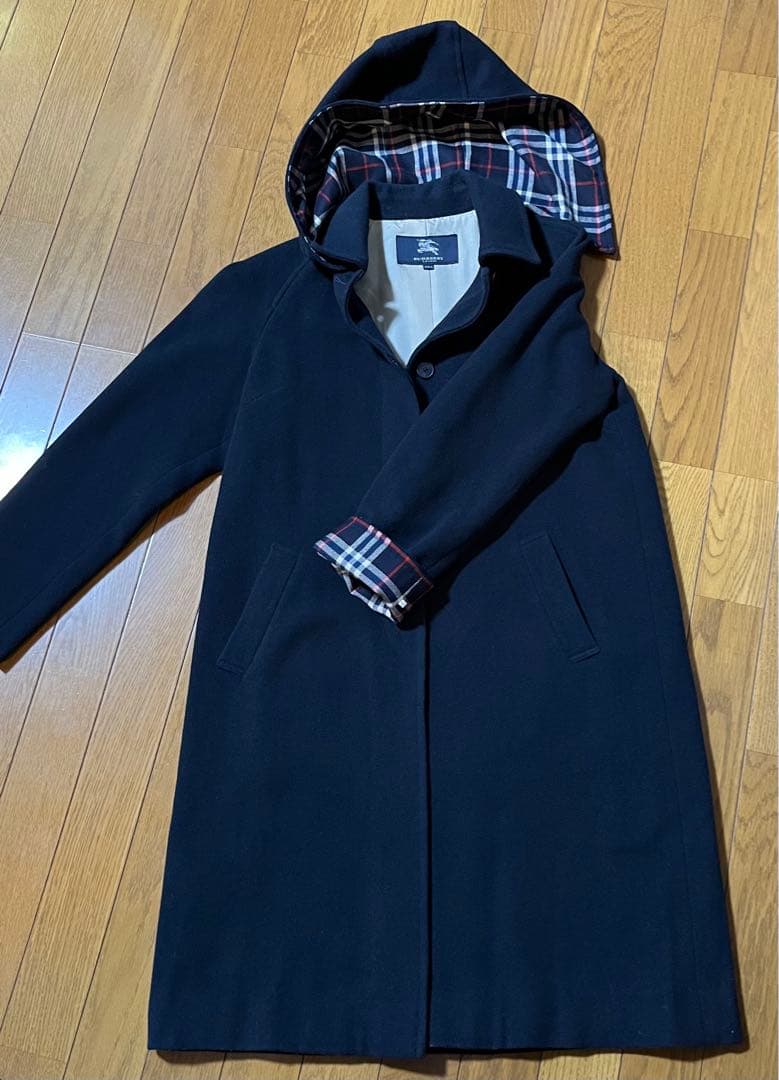 Burberry London のネイビーコート