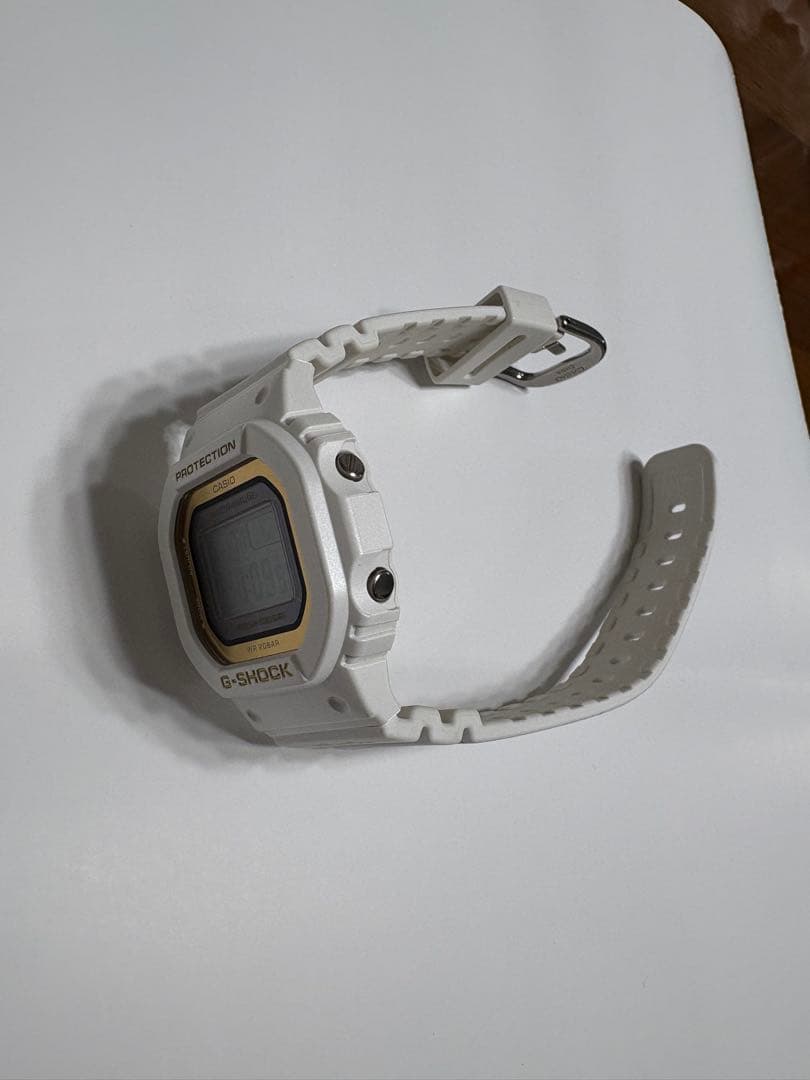 G-SHOCK GMD-W5601K-7JR 美品　イルカ