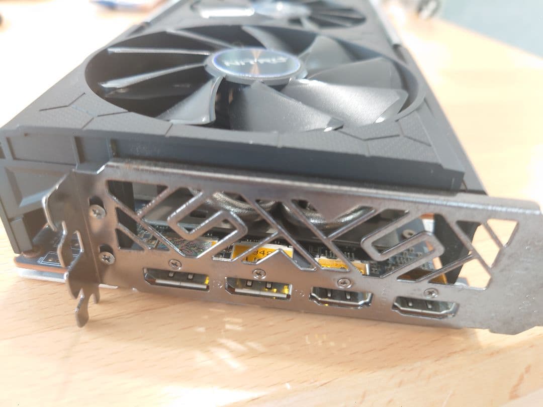 グラフィックボード・グラボ・ビデオカード RX5700XT Sapphire nitro+