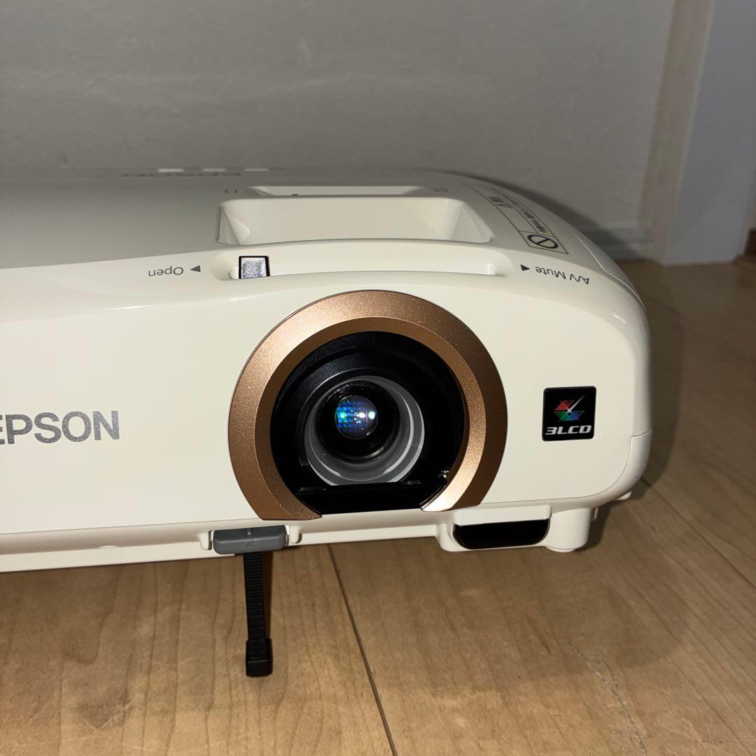 EPSON ホームプロジェクター　EH-TW5350 3D対応　わずか12時間