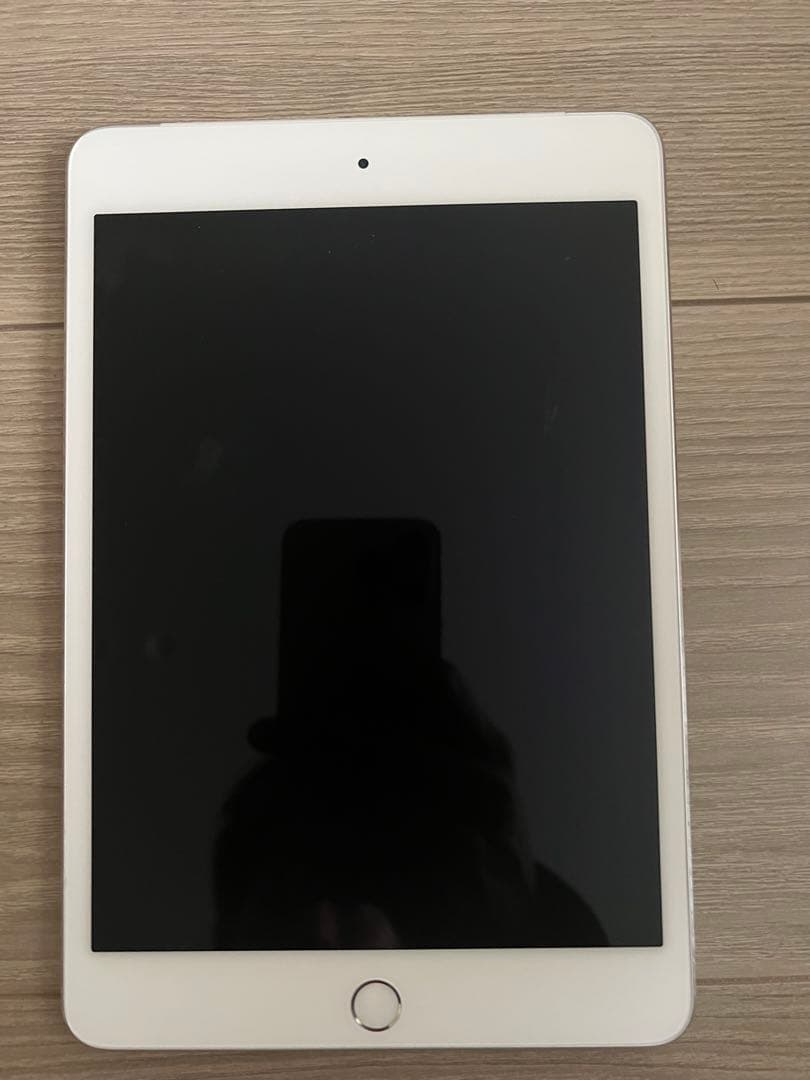 Apple iPad mini4 シルバー 本体
