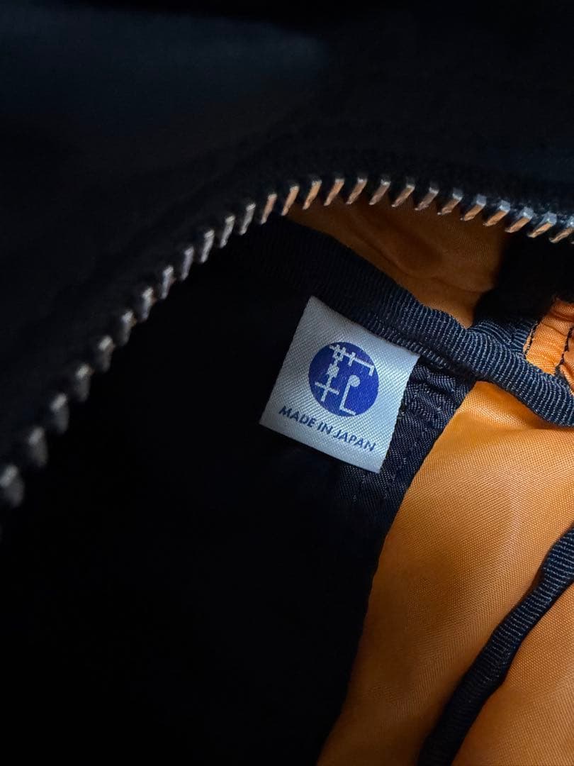 【美品】ポーター PORTER タンカー ショルダーバッグ（M） ブラック