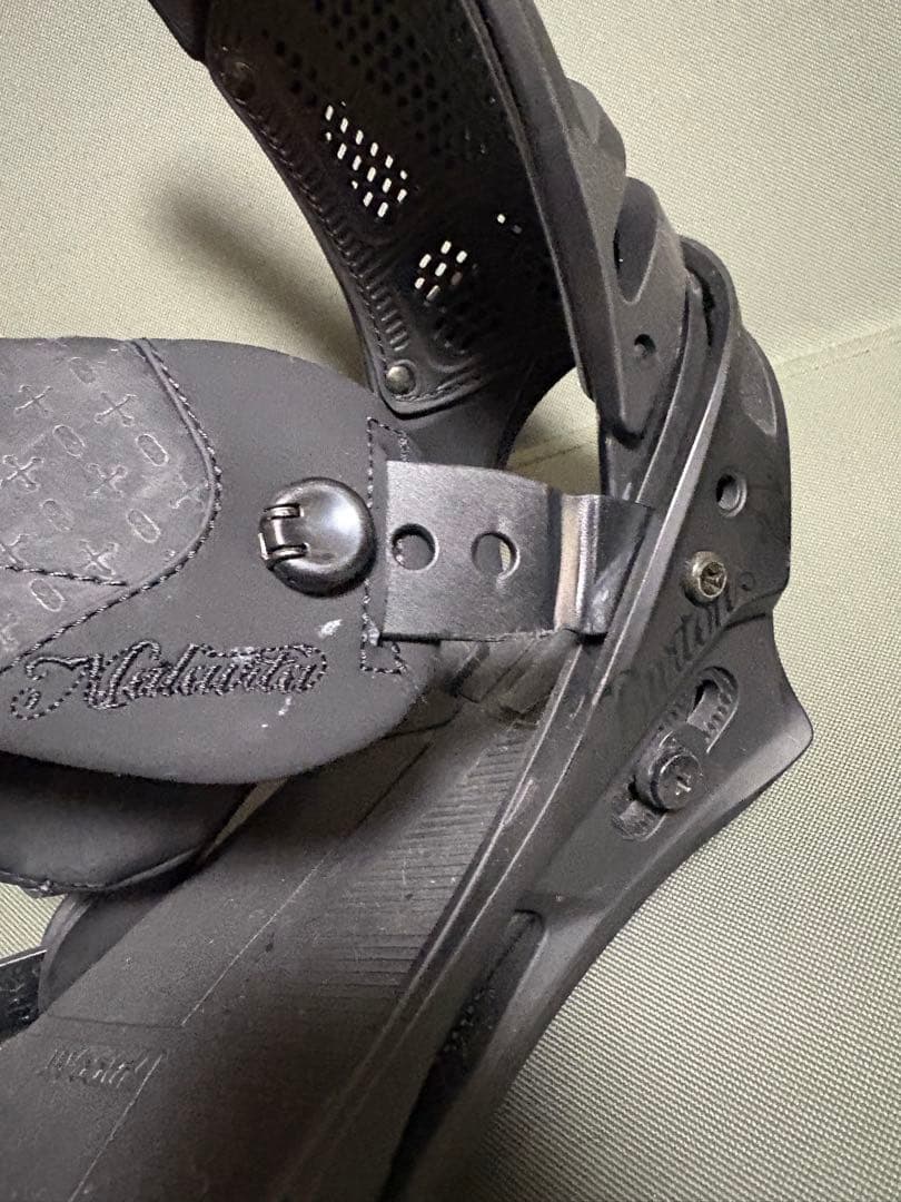burton binding Malavita スノーボード　ビンディング