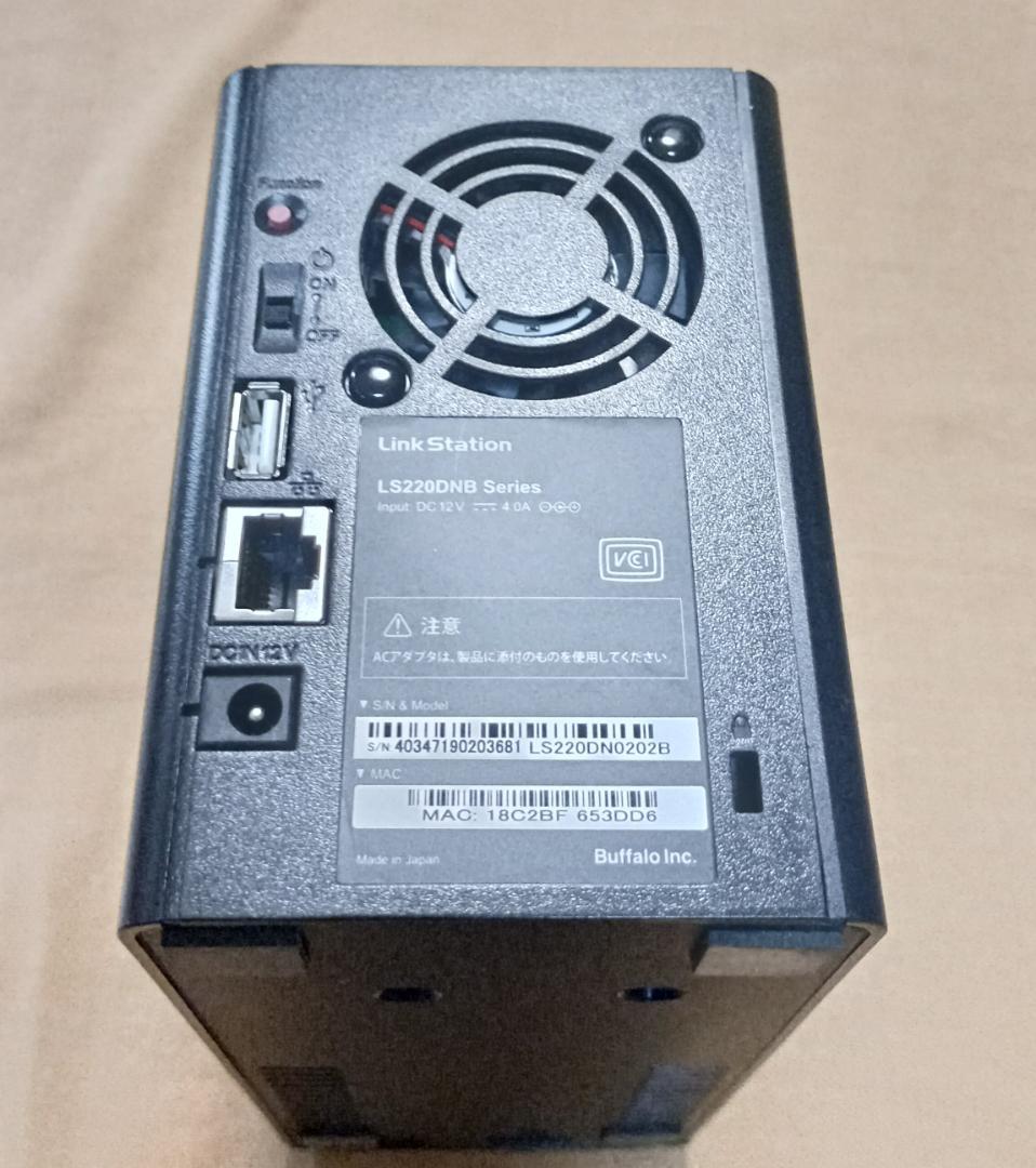 ★【HDD使用僅か】BUFFALO 4TB NAS LS220DN0402B相当