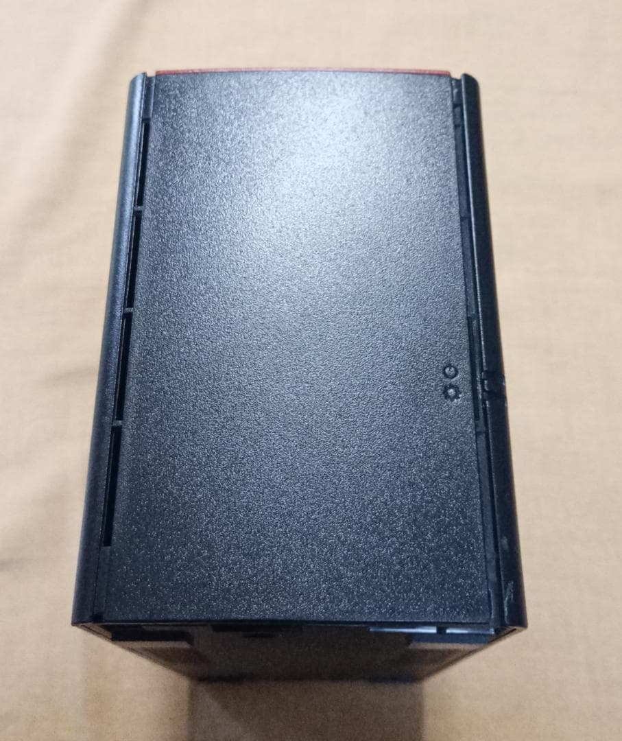 ★【HDD使用僅か】BUFFALO 4TB NAS LS220DN0402B相当