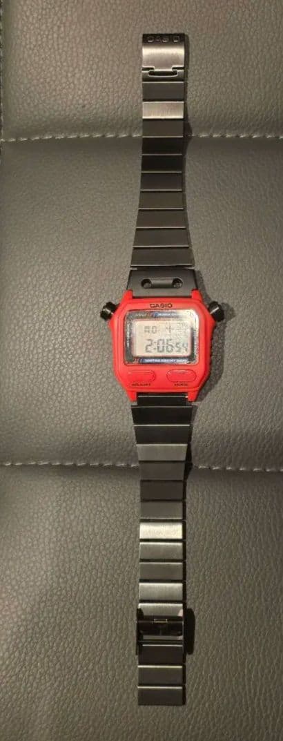 時計 Casio SW-200-4AV