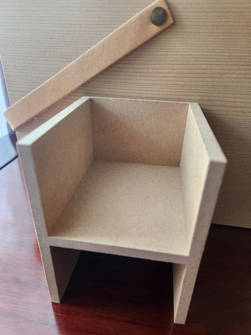 北欧暮らしの道具店 「道具も気持ちも整うメイクボックス」　①