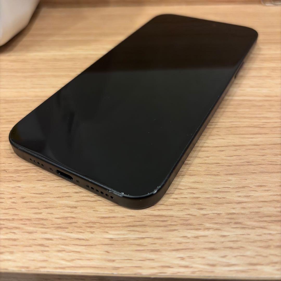 iPhone 15 Plus 128GB ブラックSIMフリー