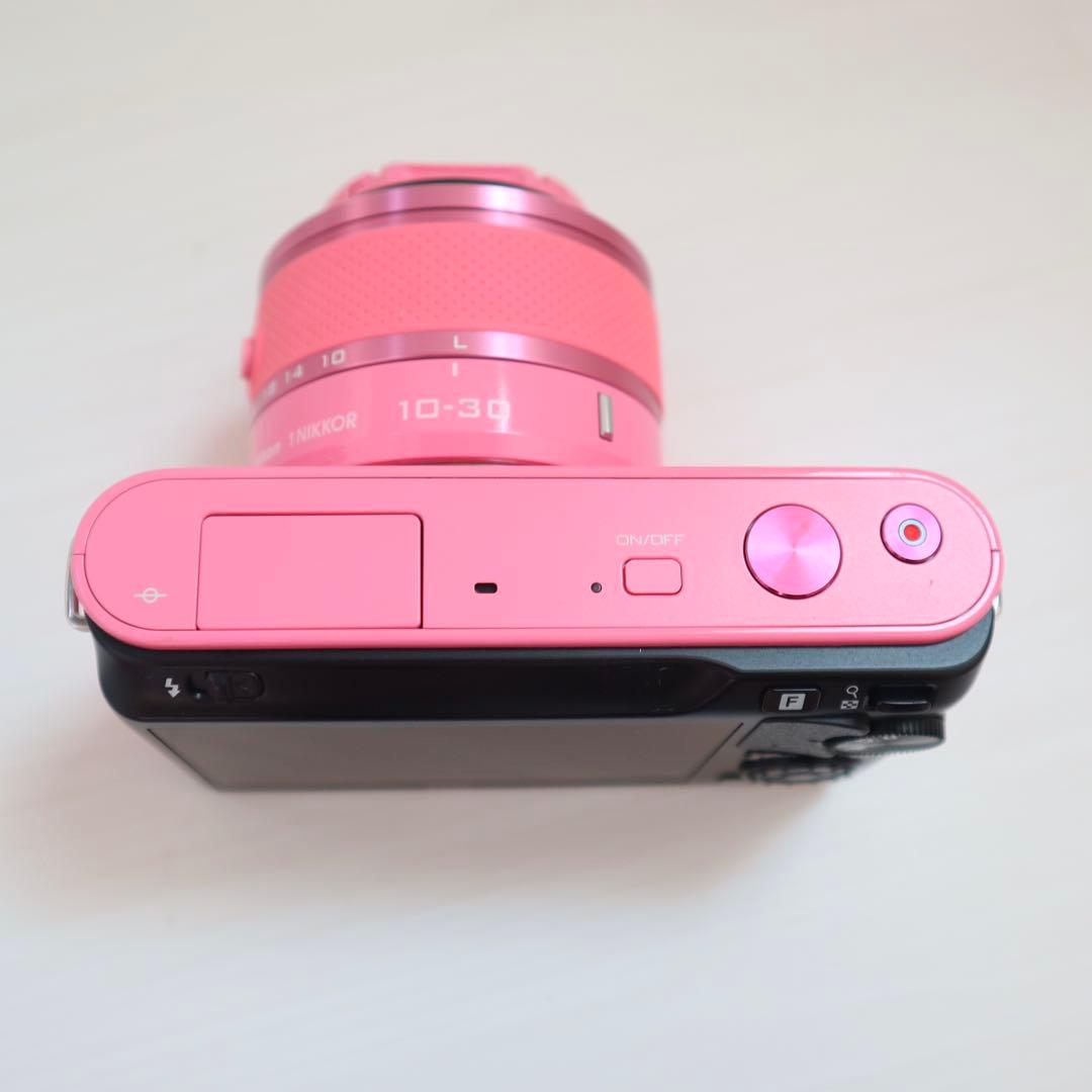 ☃️本日まで!〘希少〙Nikon 1 J1 ミラーレス一眼カメラ ピンク
