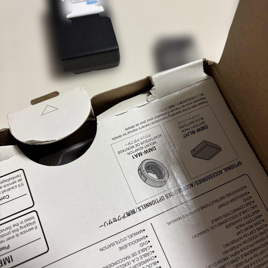 Panasonic DMC-GF7W ミラーレス一眼カメラ