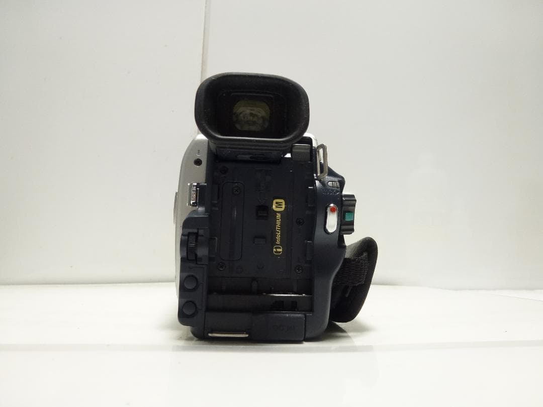 Mini DV　ソニーデジタルビデオカメラ　SONY DCR-TRV30　訳有り