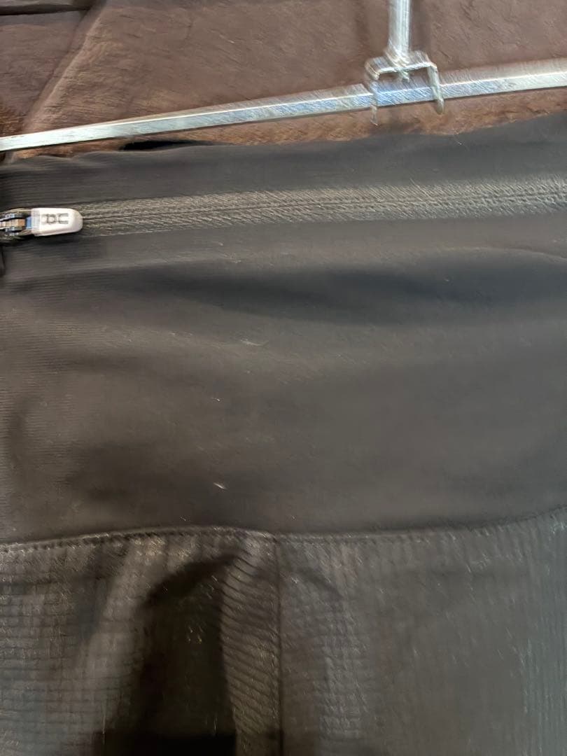 on オン ランニング シャツ ノースリーブ シングレット パンツ セット