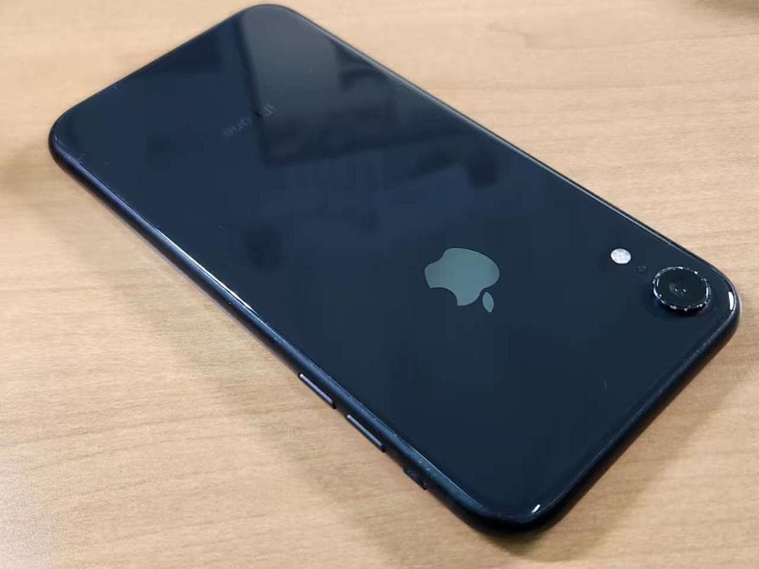 020300K iPhone XR A2106 64GB 【最大容量84%】