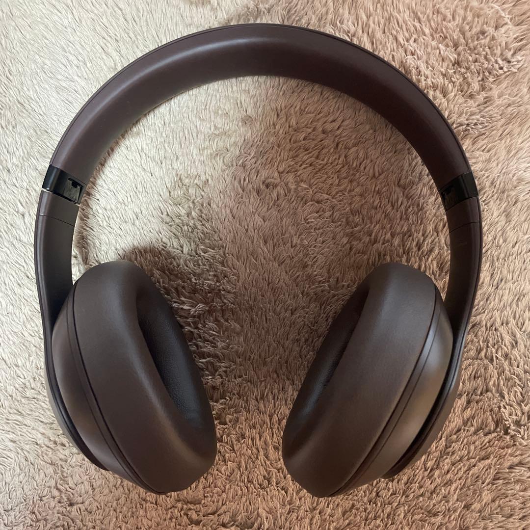 Beats Studio Pro ワイヤレスヘッドフォン ディープブラウン
