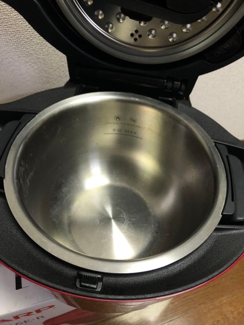 お買得！シャープ無水調理器ヘルシオ