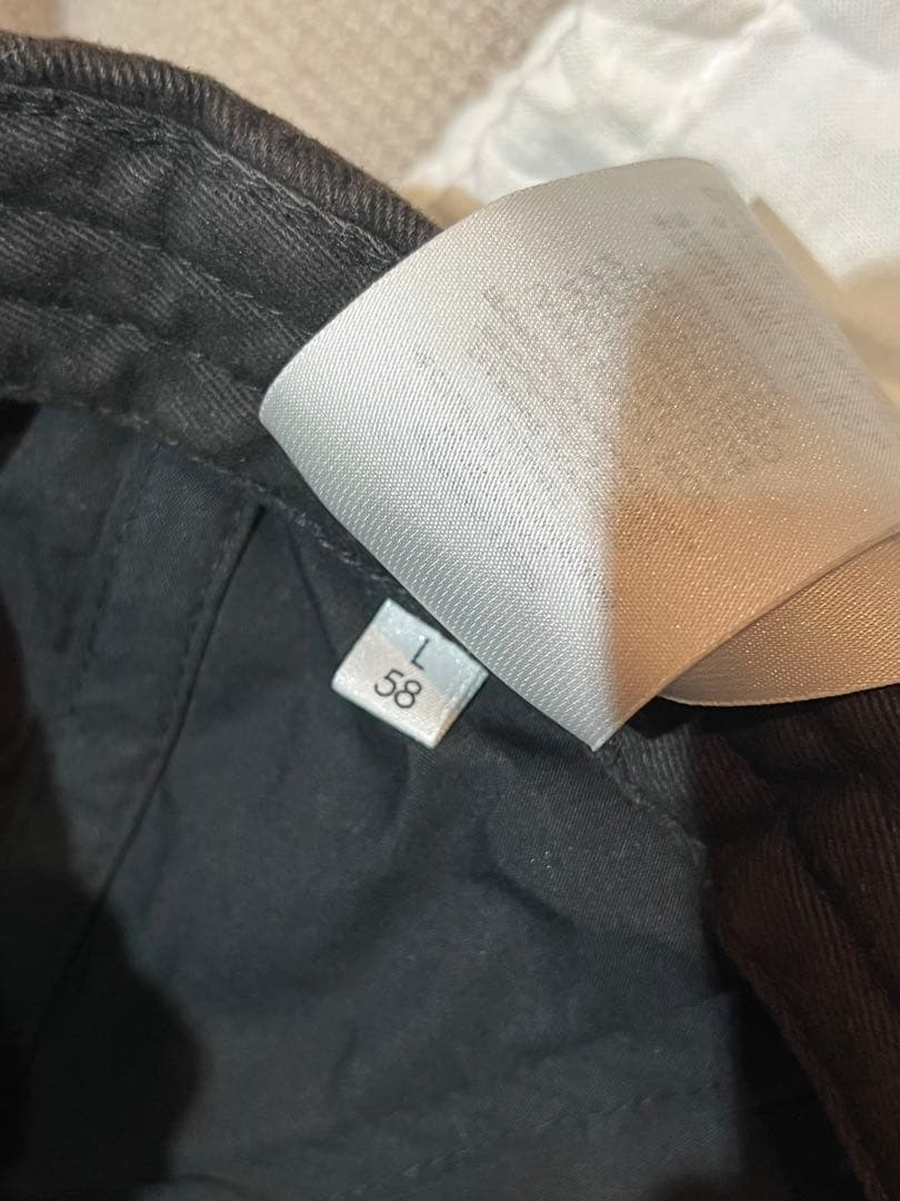 Balenciaga ブラックキャップ Archetype