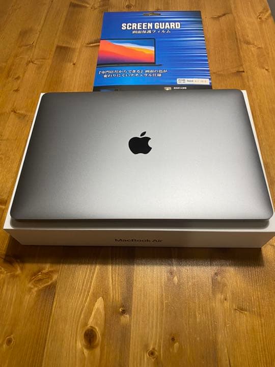 MacBook Air 2020年式 保護フィルム　保護ケース付き