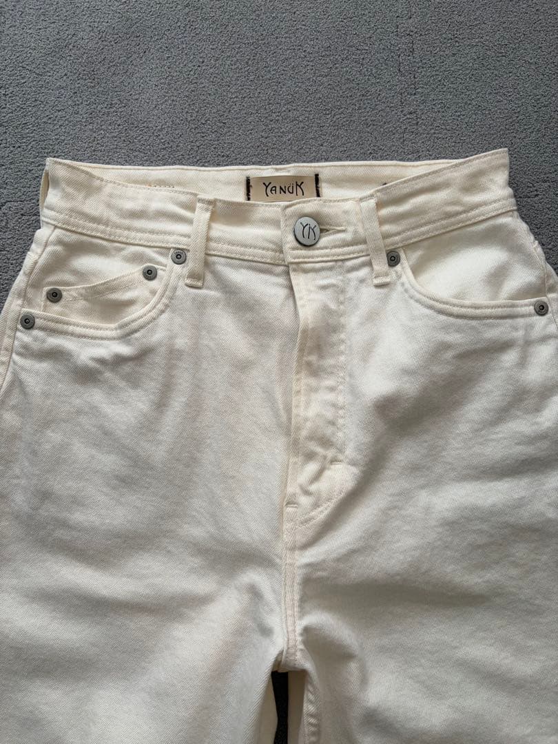 YANUK/ヤヌーク 別注 LEA ストレートホワイトデニム　23