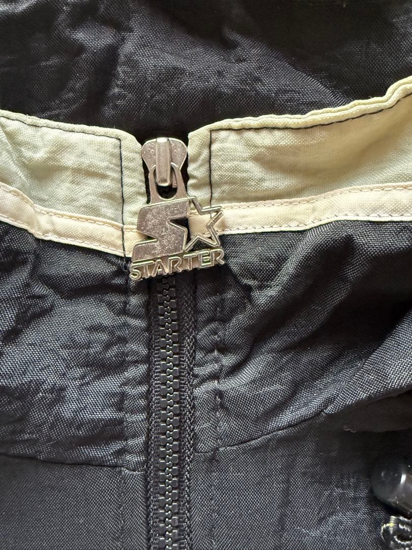 90s NBA スターター製SPURS プルオーバージャケット 中綿入り 黒