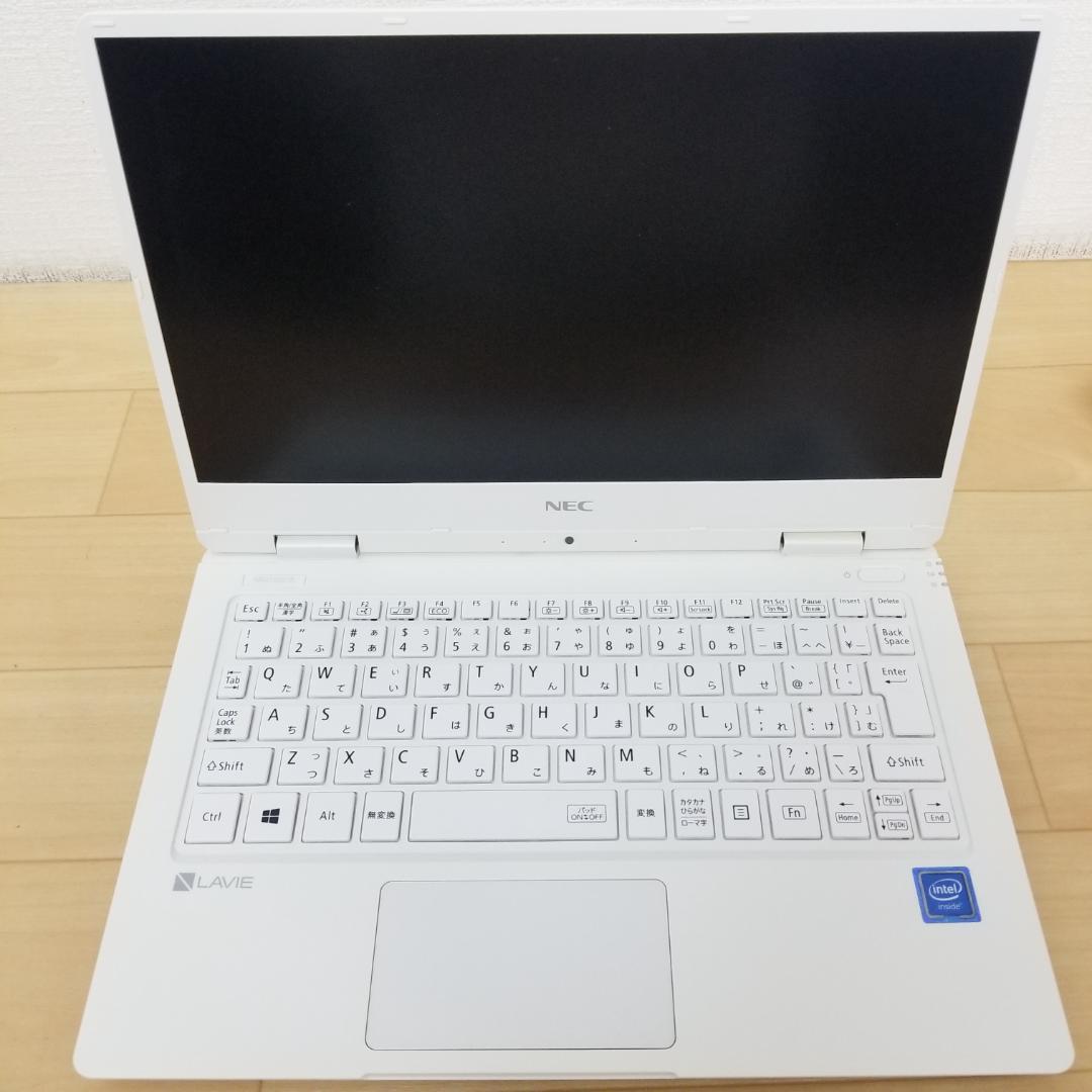 小型 軽量 SSD Win11 即使用可ノートPC NEC (E3016)