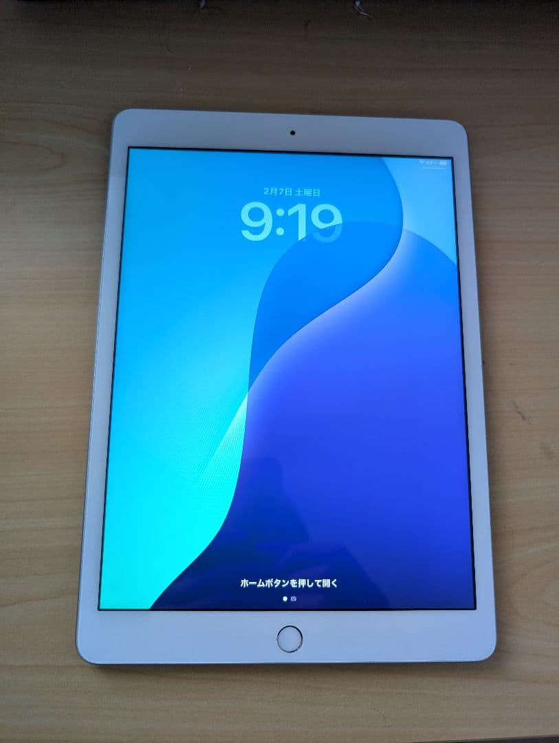 Apple iPad 第7世代10.2インチ シルバー
