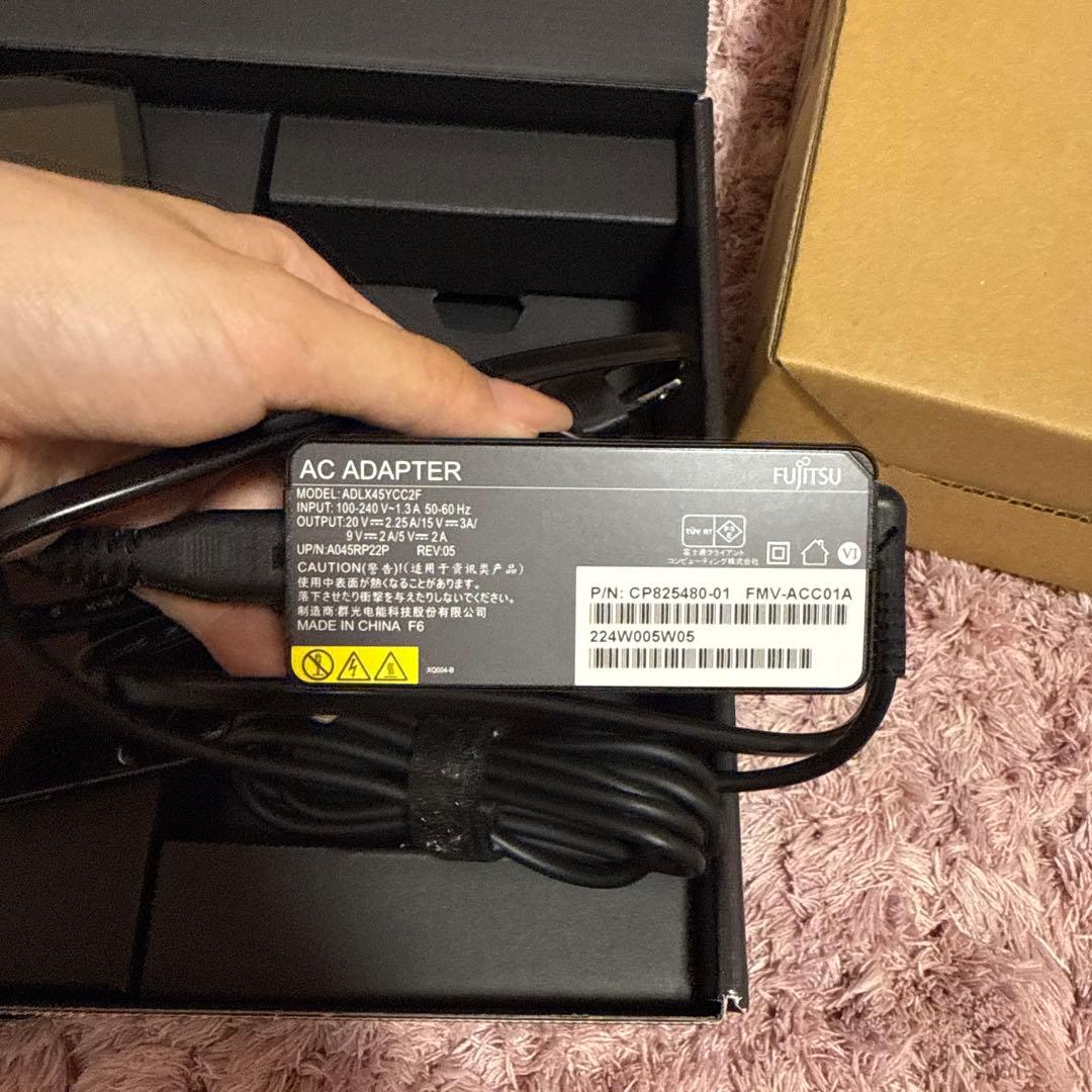 FMV LOOX本体+アダプター+タッチペン