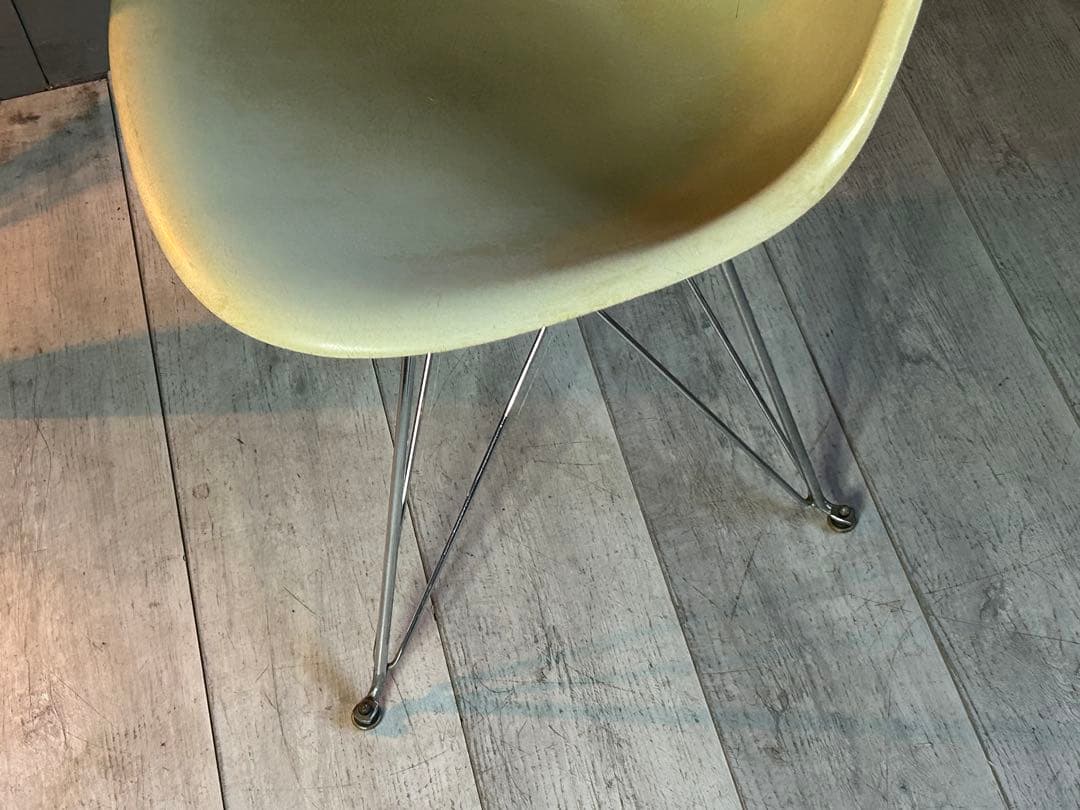 ①　ヴィンテージ　ハーマンミラー　シェルチェア　イームズチェア　IHZ