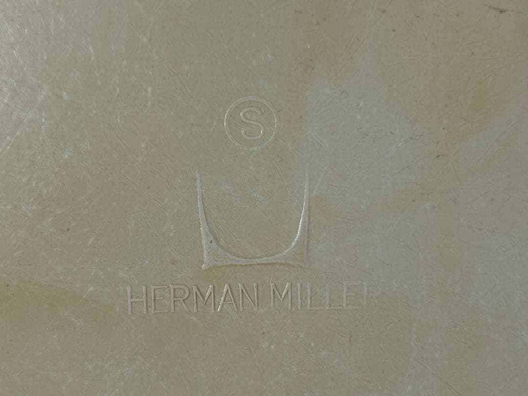 ①　ヴィンテージ　ハーマンミラー　シェルチェア　イームズチェア　IHZ