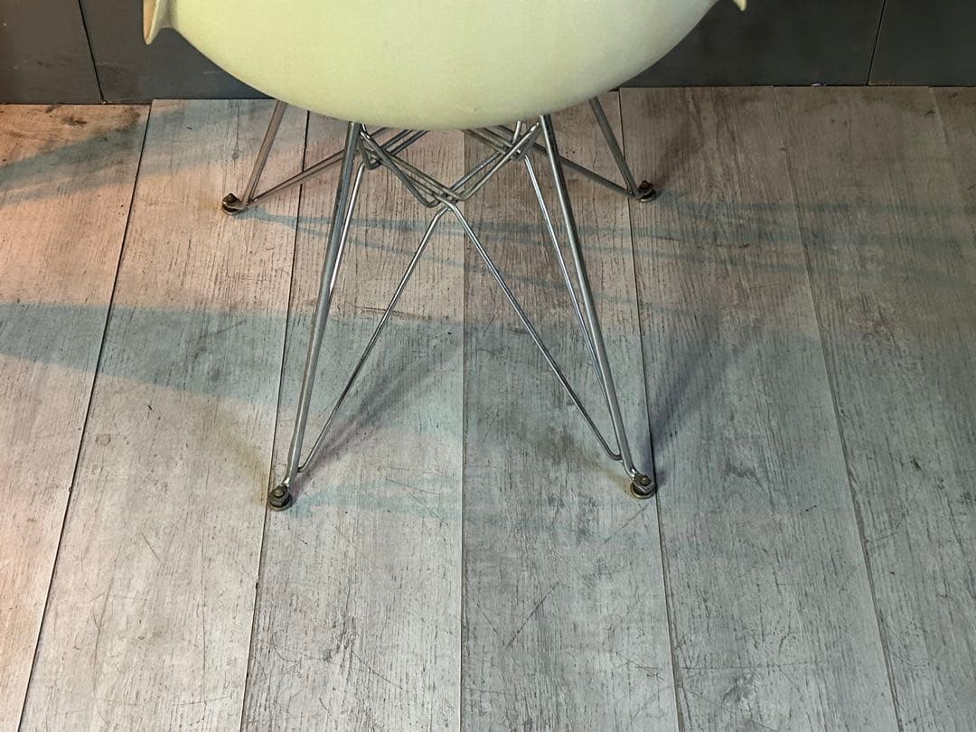 ①　ヴィンテージ　ハーマンミラー　シェルチェア　イームズチェア　IHZ